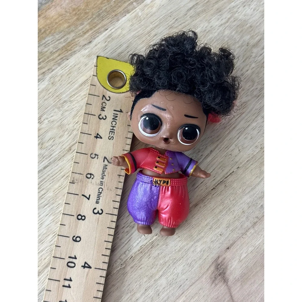 MGA LOL Surprise Boys Series 2 Hype Guy Doll Red Purple Split Color 3 Inch Toy